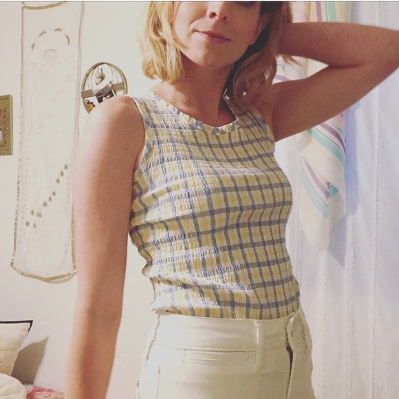 Vintage Tops - Vintage plaid smocked tank